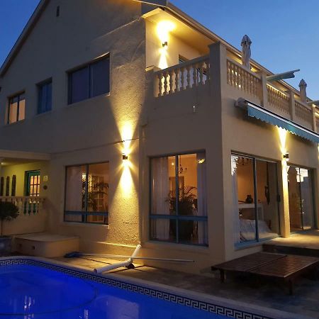 Villa Sunshine Guest House Fokváros Kültér fotó